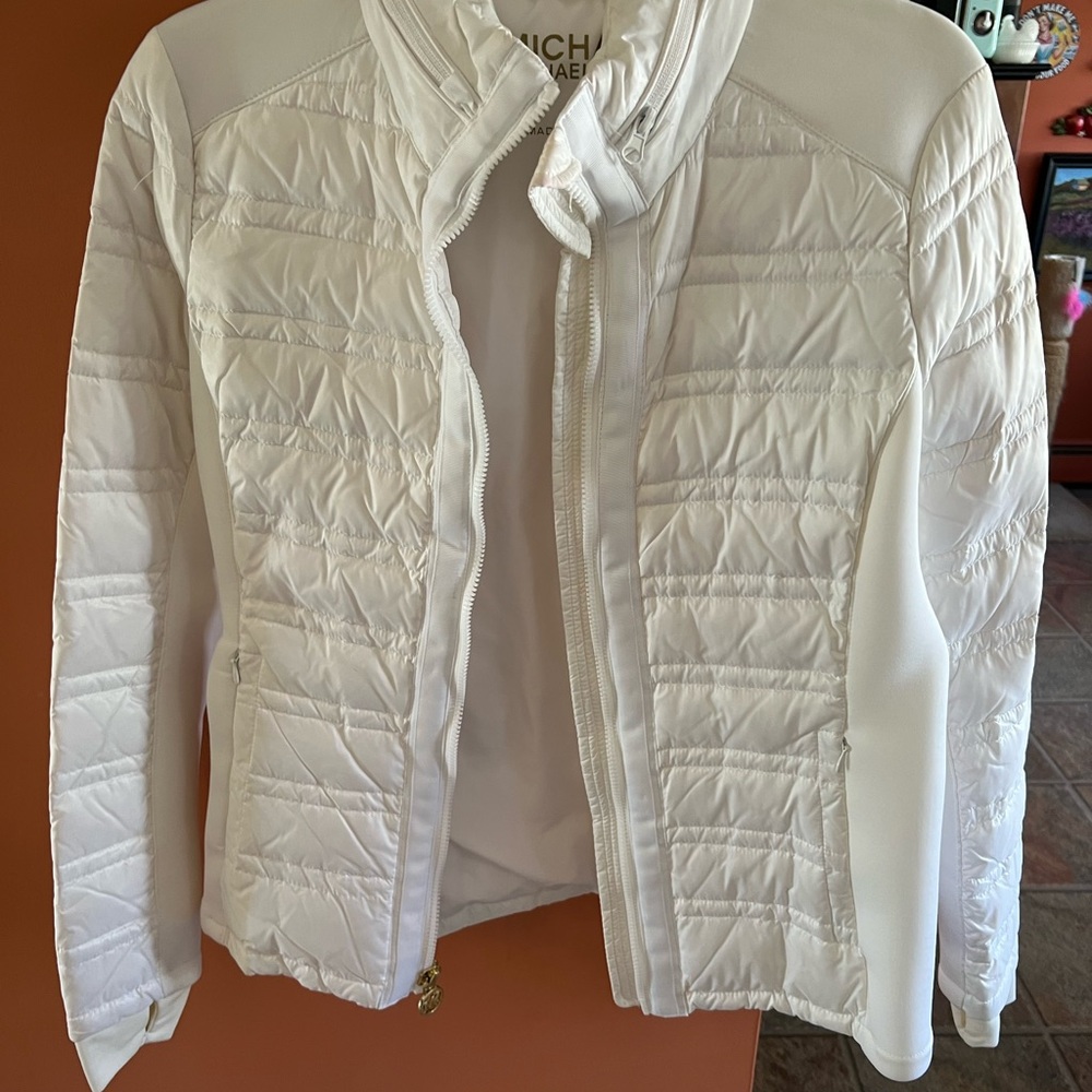 Michael Kors White Puffer Jacket with Quilted Design